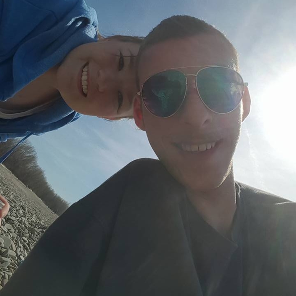 Meet your Posher, Julia